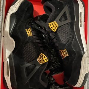 Basically brand new wore only 3 times just needs cleaning around the bottom trim